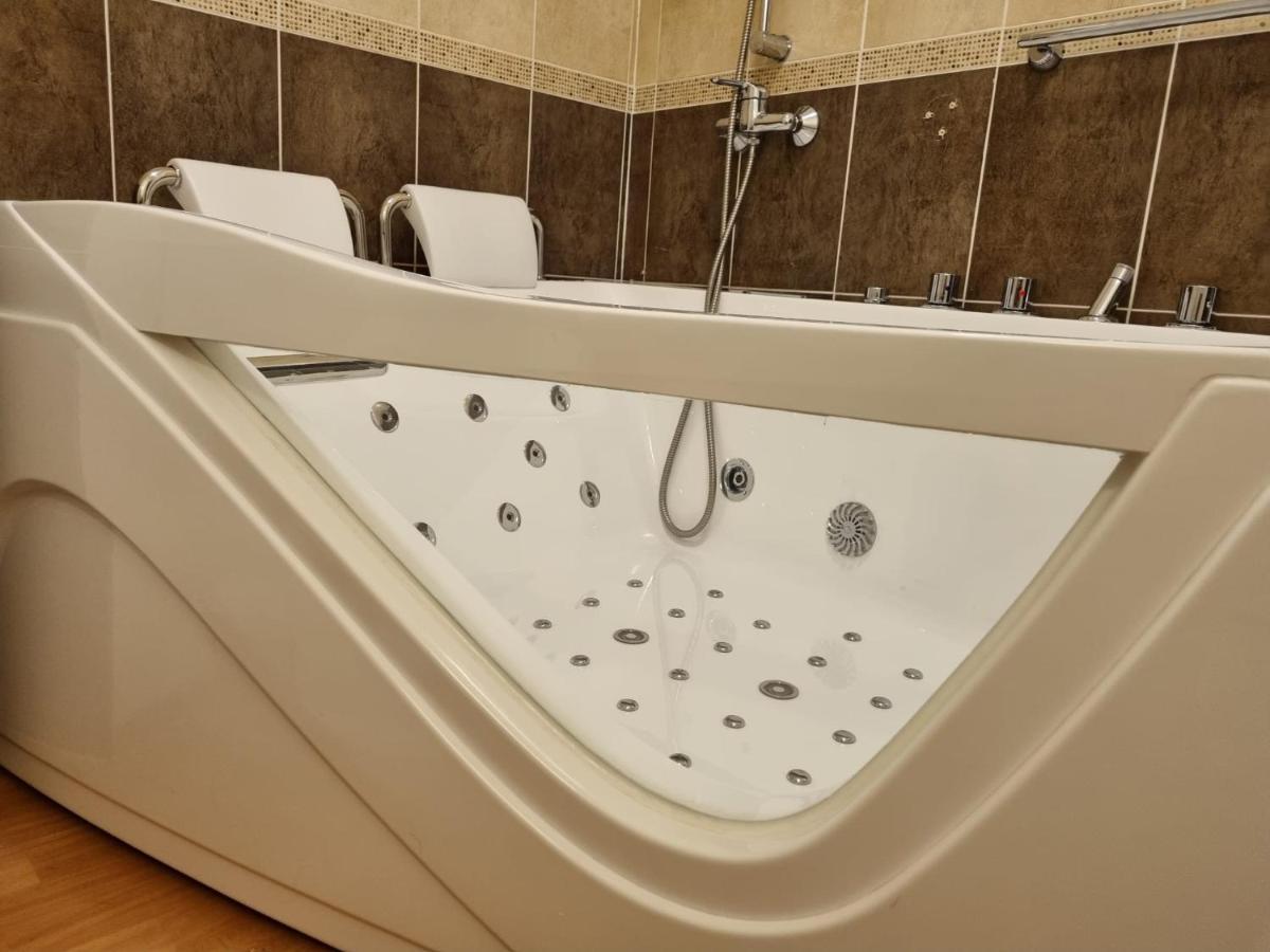 Les Orres 1800 Appartement 4 P Jacuzzi Balneo Prive Vue Piste Piscine Residence Exterior foto